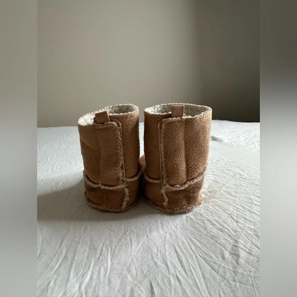 Baby Gap boots size 3-6 months